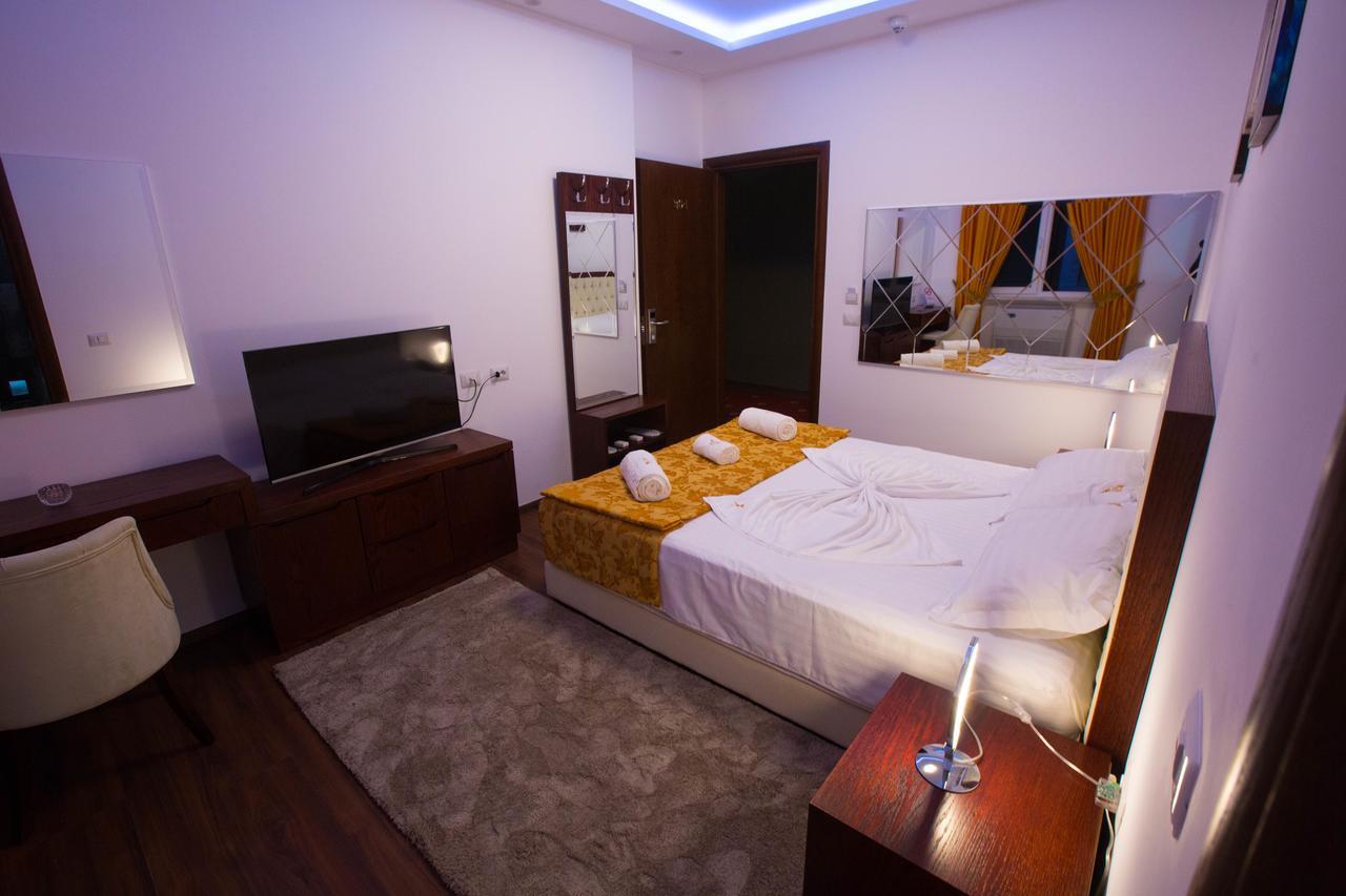 Hotel Palma Rinas Exterior photo
